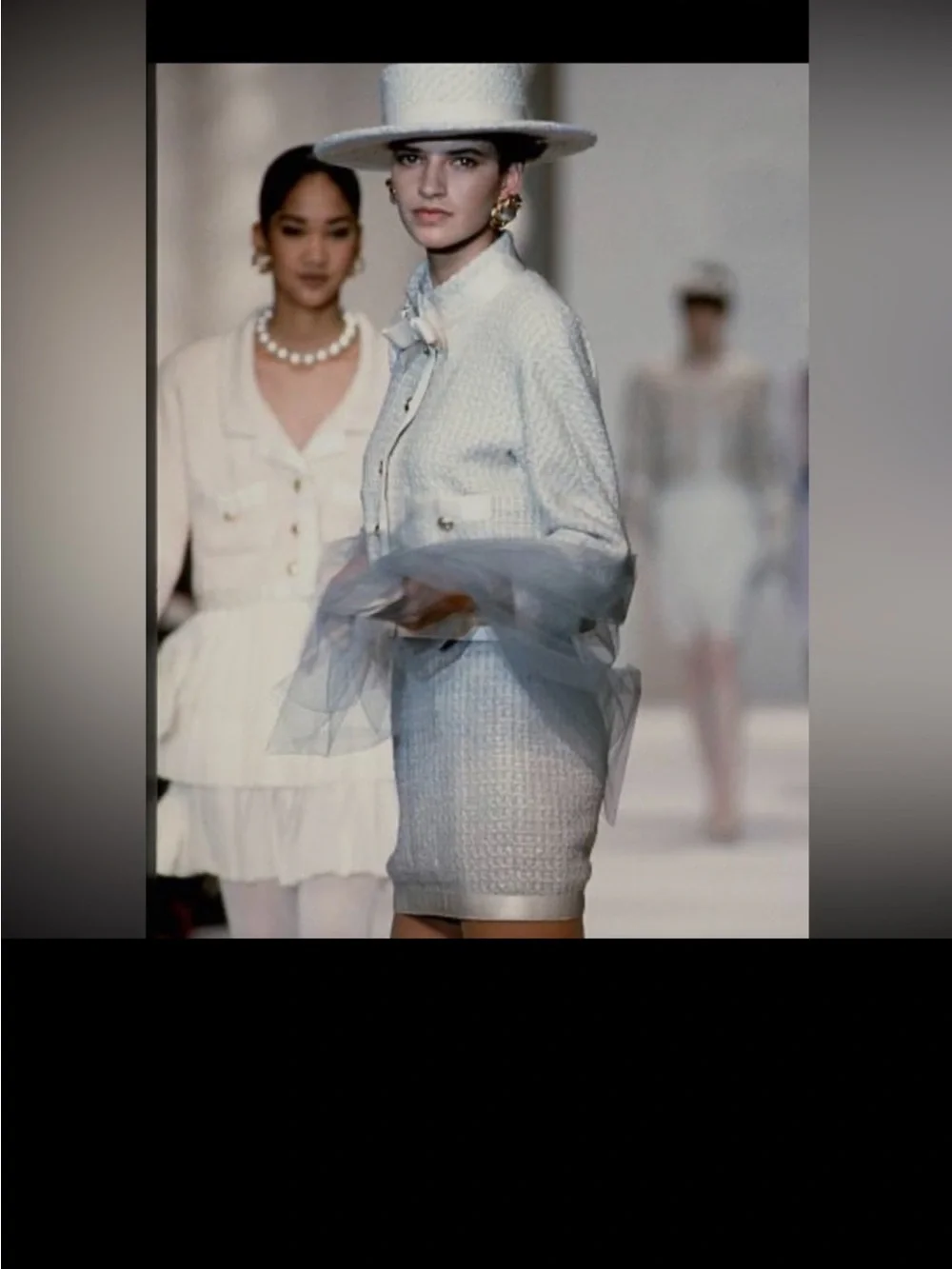 Vintage Chanel FR 38 Runway Cropped Jacket